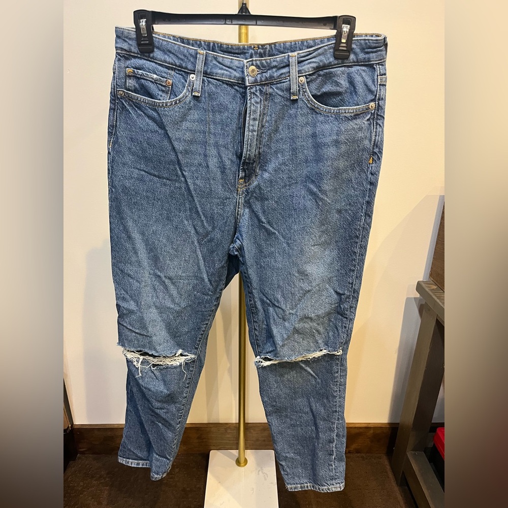 H&M Mom Jeans Ultra High Waist